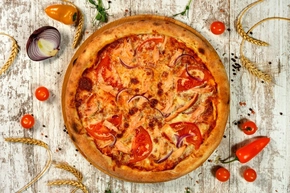 Пицца "Курочка копченая" 700г